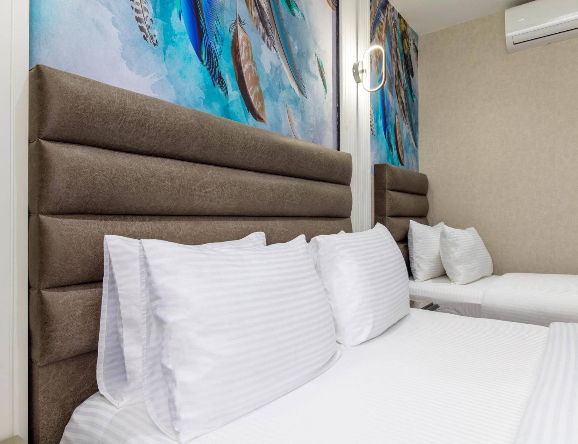Dem Premium Hotel - Round Trip Airport Service - Istanbul International Airport Arnavutkoy Exteriör bild