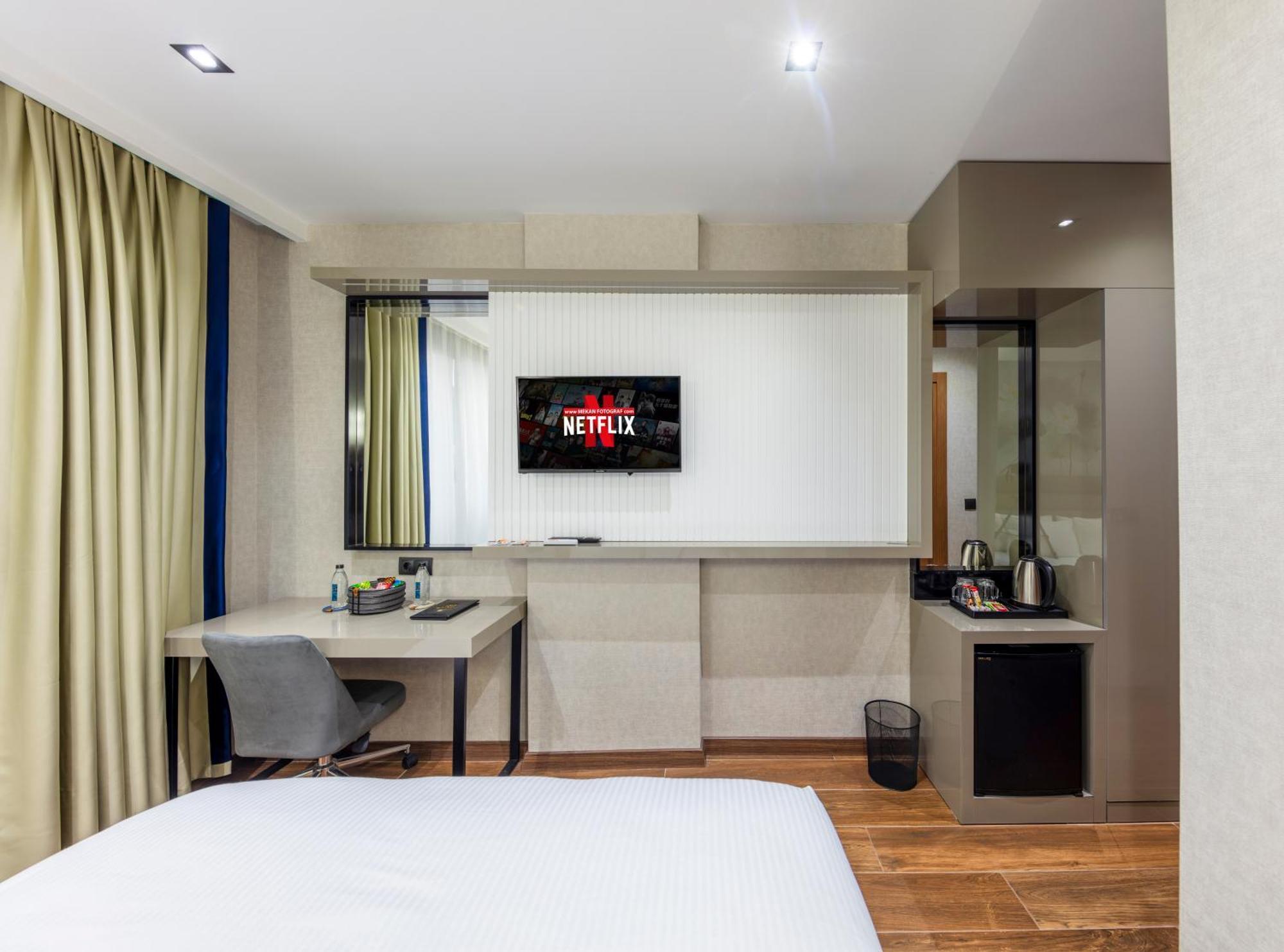 Dem Premium Hotel - Round Trip Airport Service - Istanbul International Airport Arnavutkoy Exteriör bild