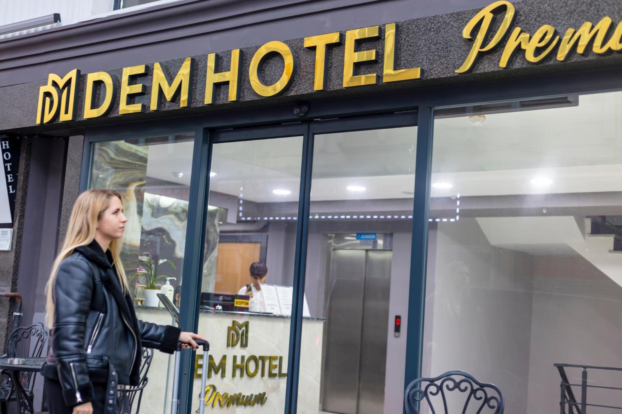 Dem Premium Hotel - Round Trip Airport Service - Istanbul International Airport Arnavutkoy Exteriör bild
